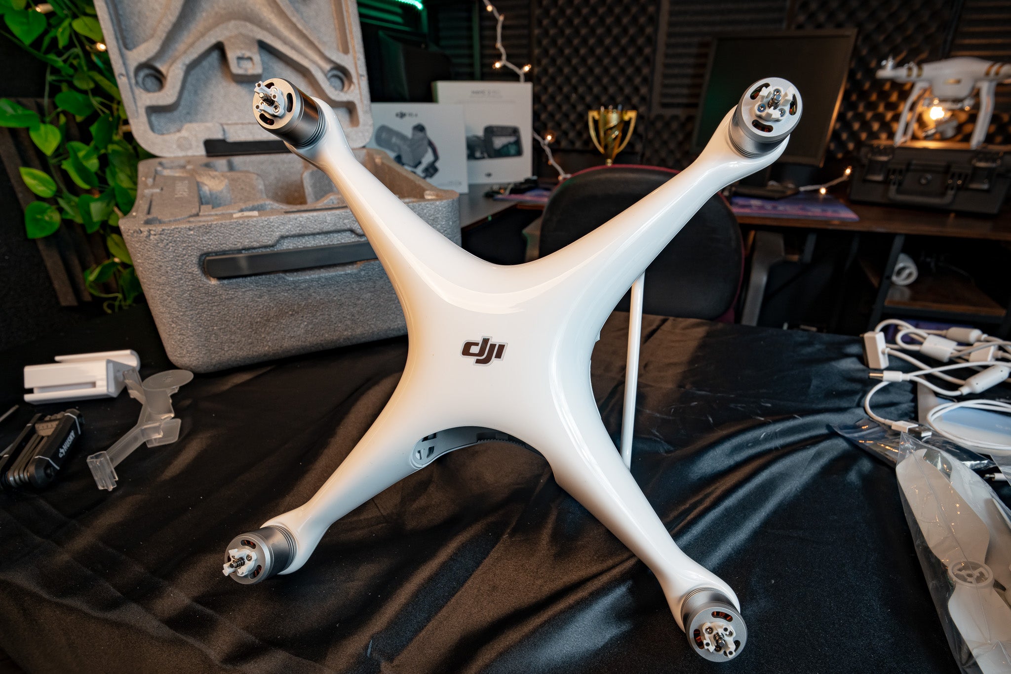 DJI Phantom 4 Pro Quadcopter - White