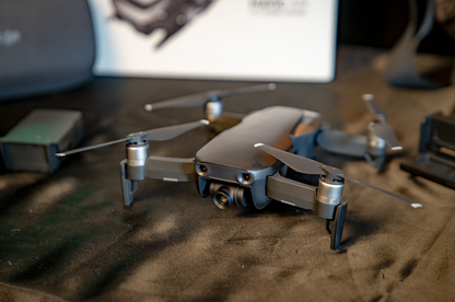 DJI Mavic Air Fly More Combo - READ